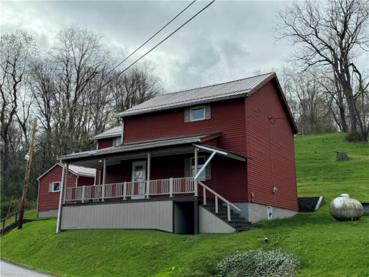 571 KAYLOR FROGTOWN RD, CHICORA, PA 16025, photo 2 of 44