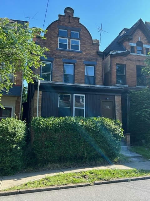 923 SOUTH AVE, PITTSBURGH, PA 15221, photo 1 of 30