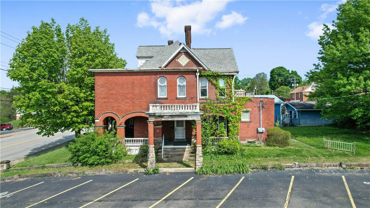 210 W MAIN ST, Uniontown, PA 15401 Multi Family For Sale MLS 1606732