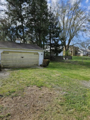 1229 AVONDALE DR, INDUSTRY, PA 15052, photo 4 of 8