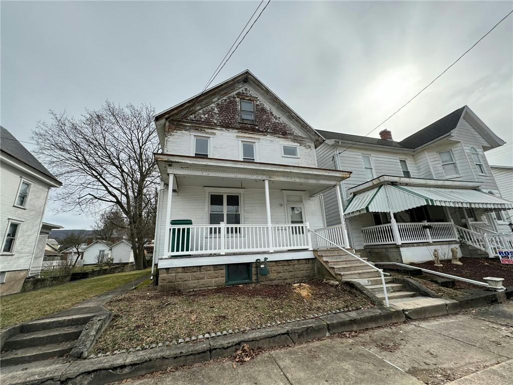 321 W 2ND AVE, DERRY, PA 15627, photo 1 of 23