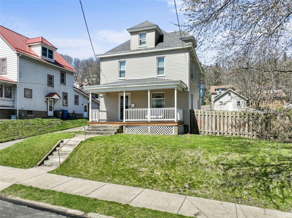 516 ORCHARD AVE, ELLWOOD CITY, PA 16117, photo 1 of 35