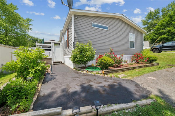 400 RICHMOND RD, IMPERIAL, PA 15126 - Image 1