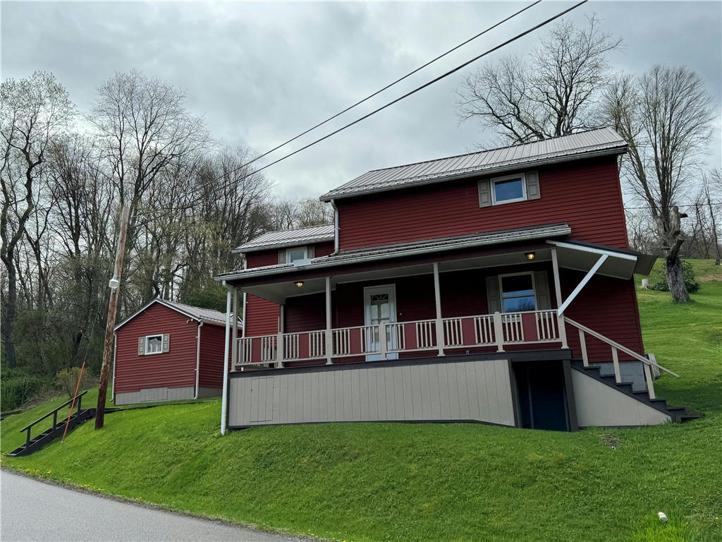 571 KAYLOR FROGTOWN RD, CHICORA, PA 16025, photo 1 of 44